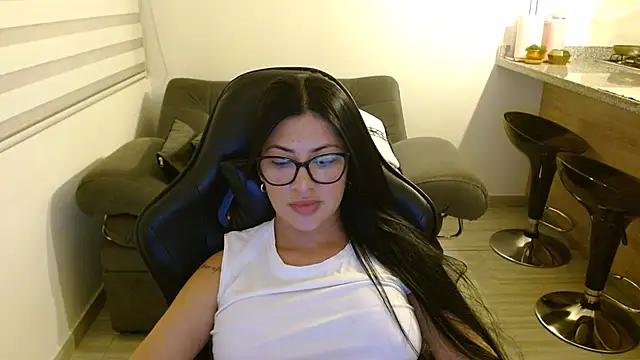Mia_Paradis - 🥵CONTROL OF TOYS X 10 MIN🥵