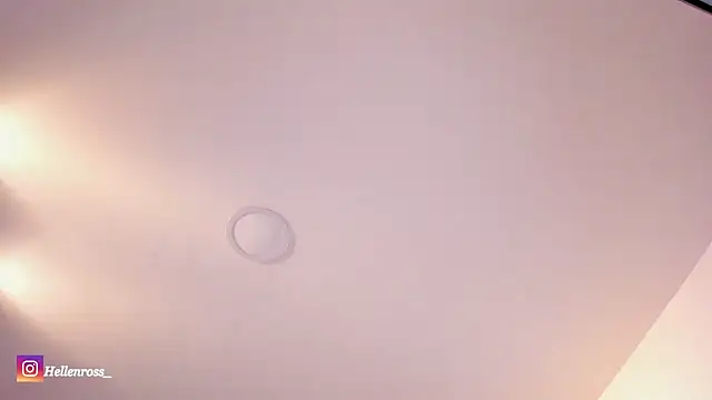 Miss_hellen2 - ride my toy