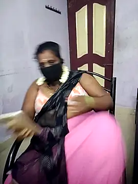 Tamil_manju - Oil on boobs