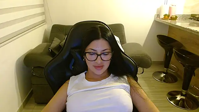 Mia_Paradis - 🥵CONTROL OF TOYS X 10 MIN🥵