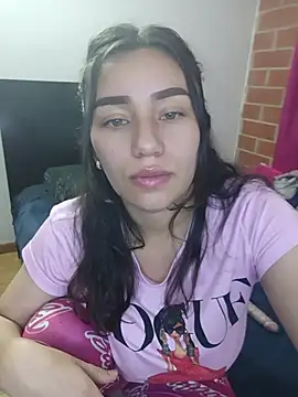 AbriilBloom - Flash Breasts