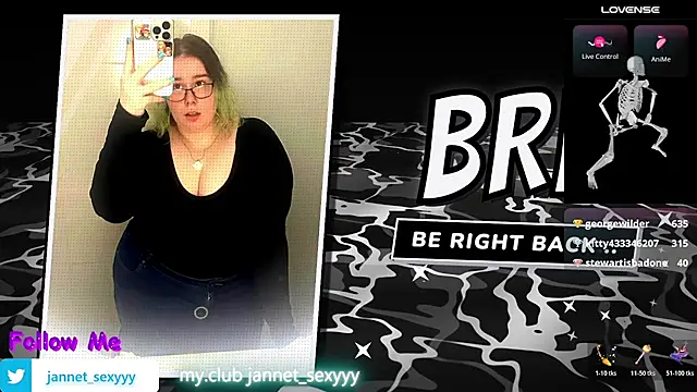JannetPie - show big boobs and massage