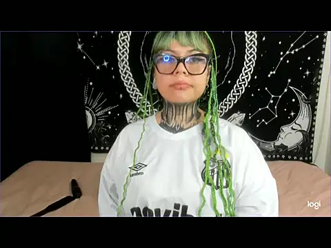 Driana_atee - get naked and ride dildo