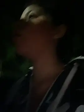 Broken_Latina_Whores_JE - Sucking cock on the street