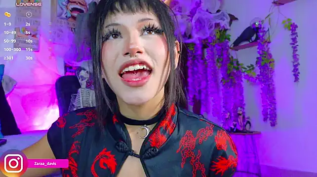 Zaradavis - Fuckmachine+show cum+rub fingers clit