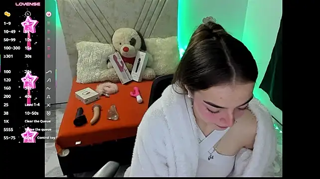 Mia_Victoria22 - SMOKING + BLOWJOB