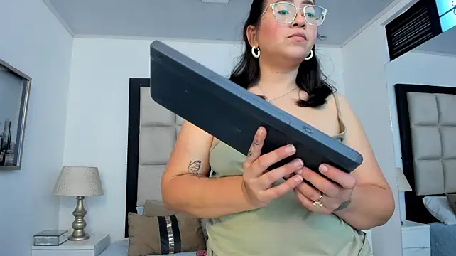 AlissBluumm - happy birthday alis