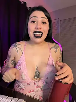 Draculona-666 - TETAS FUERA 5 MIN