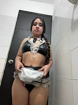 Samantthaescobar - Remover pantys and open ass