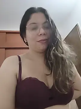Carliina_Soussa - Mostrar cuerpo , vagina tocándose