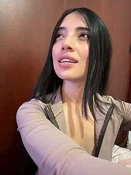 Cynthia__ - Panties off 🫣👙