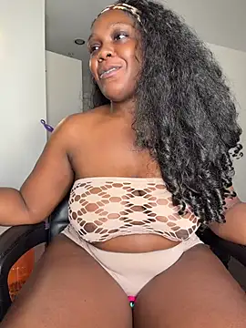 TilaTotti - Naked oil and twerk