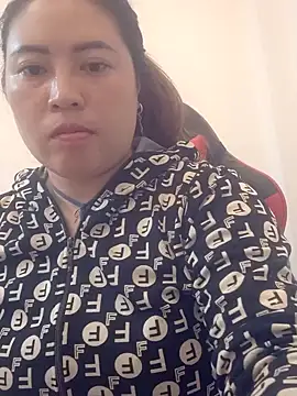 Yun_2006 - Giúp đỡ Em mùa hè nóng nực em cần ly tà
