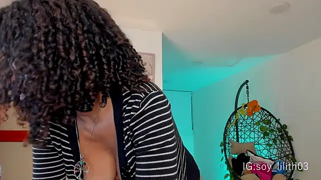 NaomiGarcia1 - Squirt