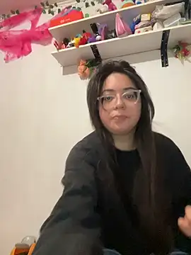 Indiegirl666 - Show BOOBS