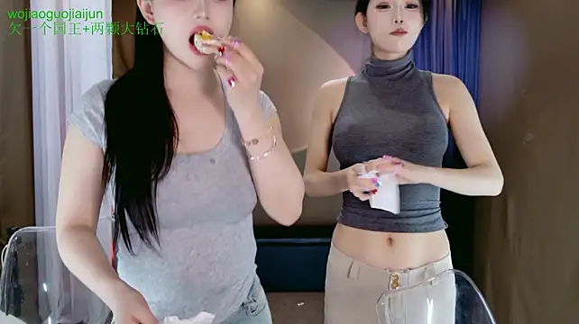 Banana-Milk69 - Bathroom Show
