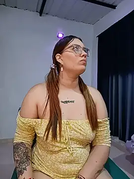 Kkendallclark - OPEN ASS+FINGER IN ASS DEEPP 🥵🍑🙈