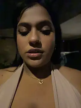 Nahomy-firee - Nipple pinches🤤🍒