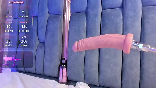 RoseTaylor__ - Spread pussy (close up)🔍