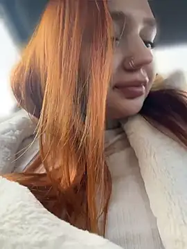 LisaCatt - dildo in pussy