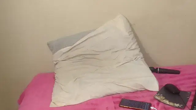 BustyBooty966 - fuck me daddy