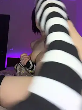 Melissa_cum - 4 fingers ass