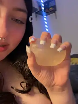 Evemeqt - LAST TIPPER GETS NEW 2 MIN SPANK VID 💦