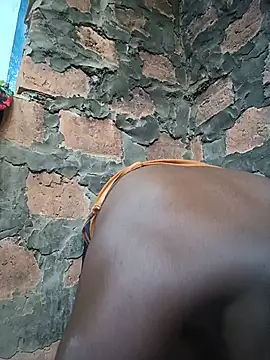 Pretty_Barbie0 - Fucking banana in ass hole 🕳️