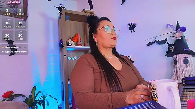 EllenaBoobs_