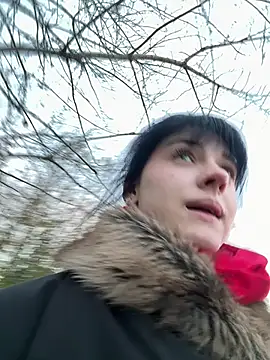 Only_April - LOUD MOANS IN A PUBLIC PLACE