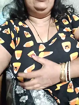 Hot_indian_Milf - Pussy Show
