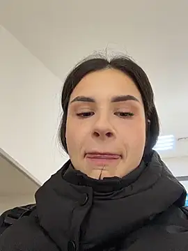 MiraReach - Ride dildo 😋 + hot video LT 🎁