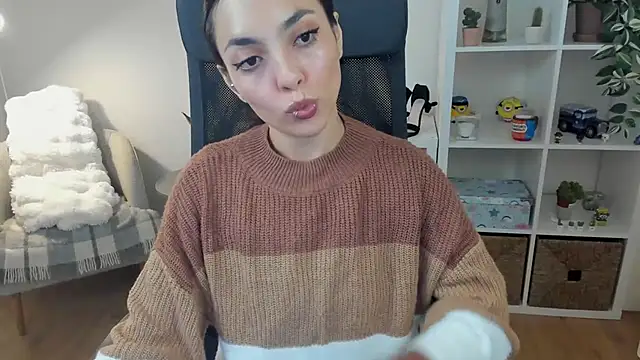 _BellaEvans_