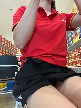 Sneaky_Cumshoot - Sneaky Cumshoot at Mart