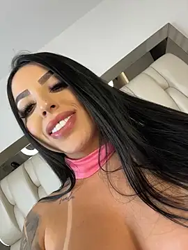 ALISSON_FOXXX1 - domi inside in pussy