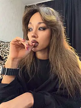 Lissa_kissyou - Doggystyle fingering ass + video