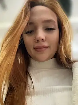 LisaCatt - dildo in pussy