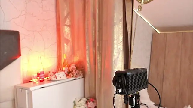 IsabelaWhite - let's blow out the candles together