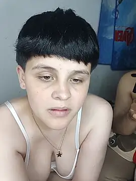 Valkiria_and_Sam - Twerking sam