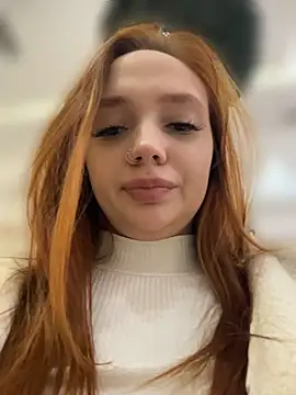 LisaCatt - dildo in pussy