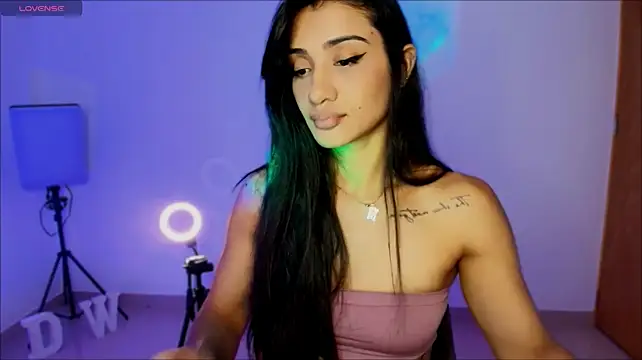 Dannawells - HOT SHOW TONIGHT 💦🤤