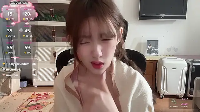 Umi-dd - 你胆子真是肥嘟嘟的 休息那么久 先打99下pp