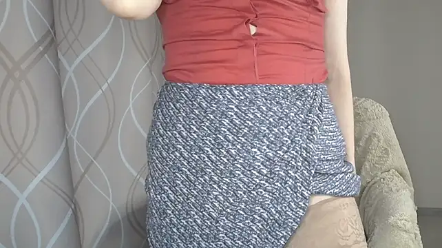Miss__Sophie - open shirt