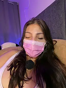 D-Bunnyyy - SHOW CREAM TITS