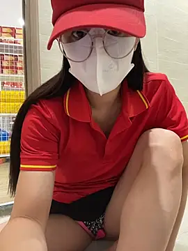 Sneaky_Cumshoot - Sneaky Cumshoot at Mart