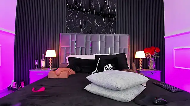 Bigsexxyass - PLUG ANAL+2 FINGERS