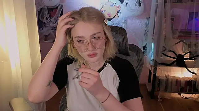 ELLIEJAY - bouncy boobs