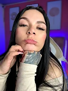 Megaan__More