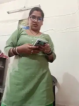Heyy_Anshi - Show Pussy With Fingringss