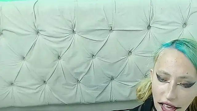 Amoremerchmar - a blowjob with a toy